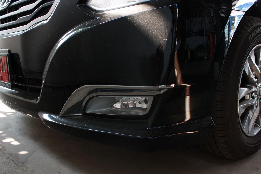 คิ้วขอบสปอตไลท์ สำหรับปี 2013