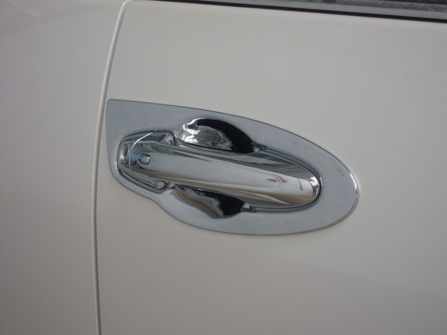 ถาดรองมือเปิดประตู