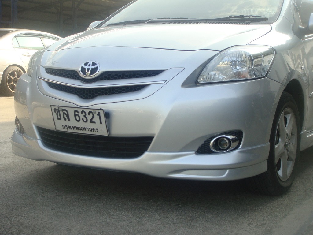 ชุดแต่งรอบคัน (ทรงห้าง) 4 ชิ้น