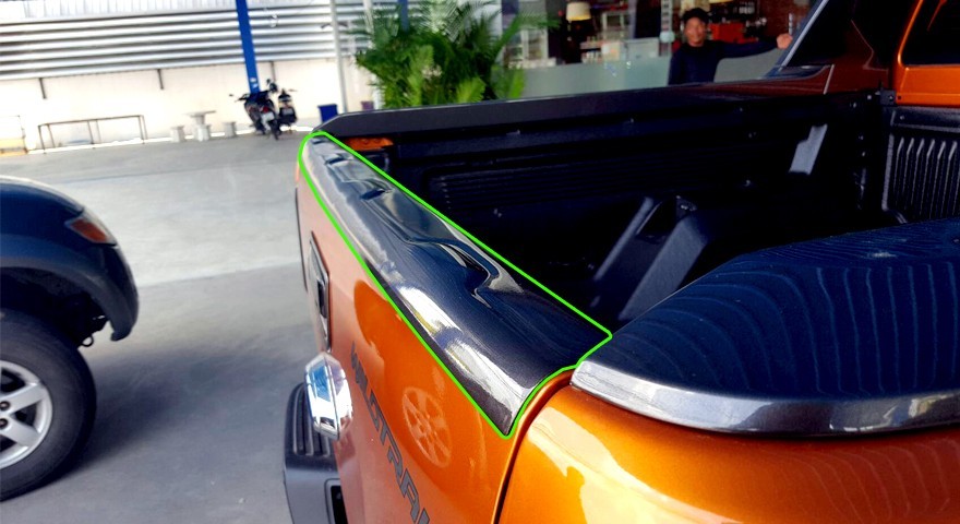 กันรอยฝาท้ายกระบะ (V.2)