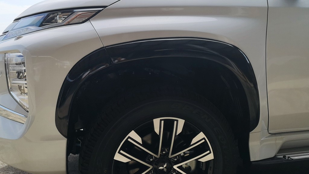 คิ้วล้อ (V.1) 6 ขิ้น