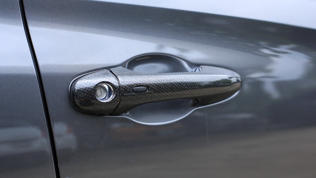 ครอบมือจับประตู