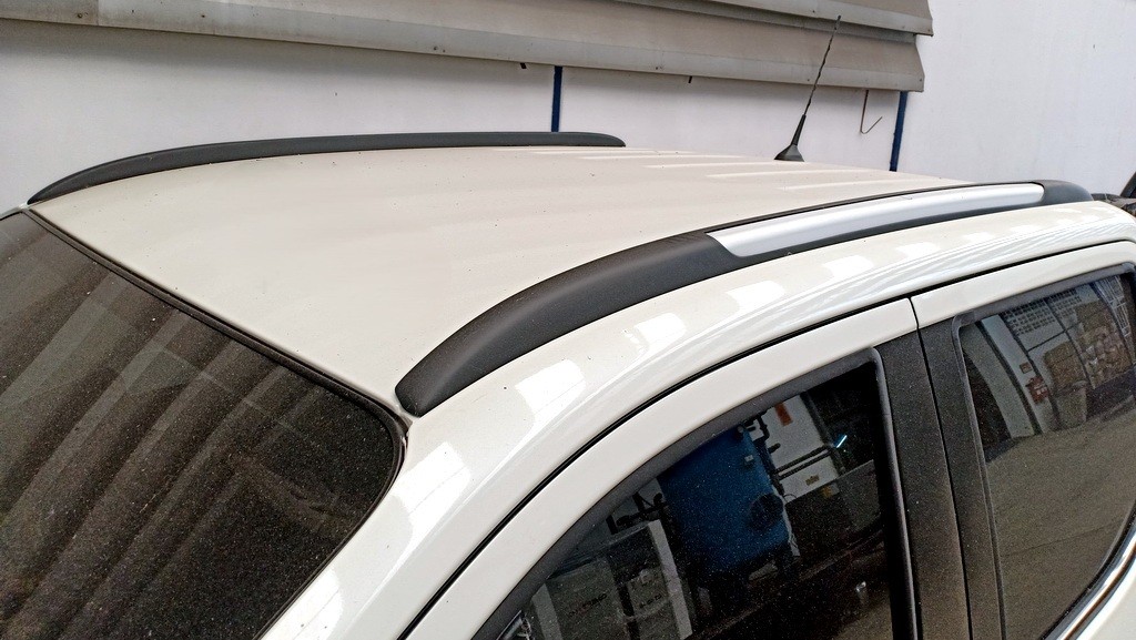 ราวหลังคา (รุ่น 4 ประตู)