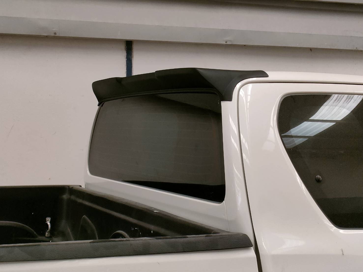 สปอยเลอร์ (หลัง) รุ่นแค๊บ