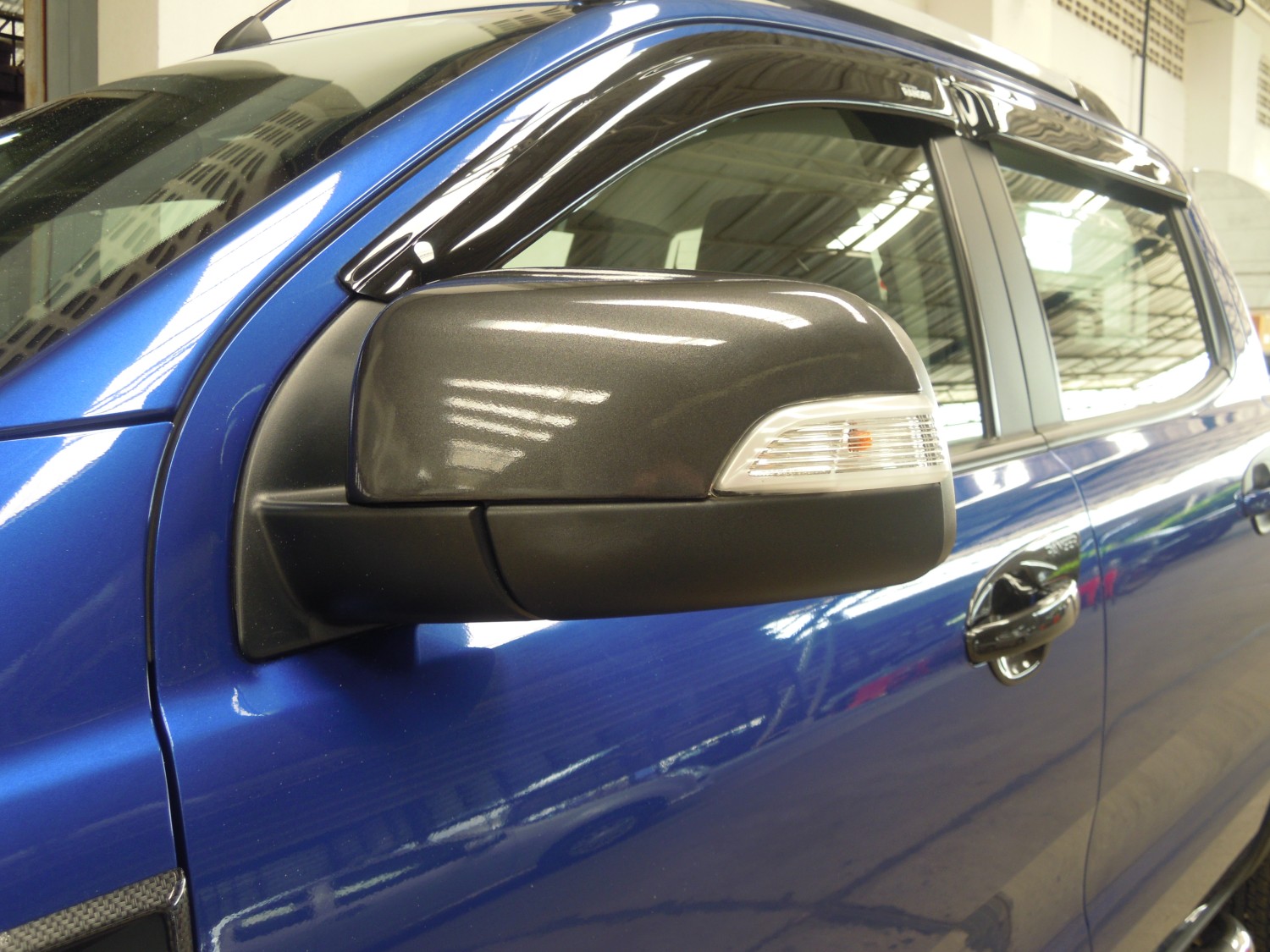 ครอบกระจกมองข้าง