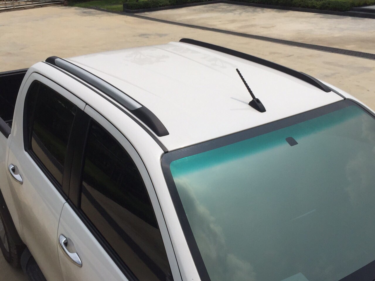 ราวหลังคา (รุ่น 4 ประตู)