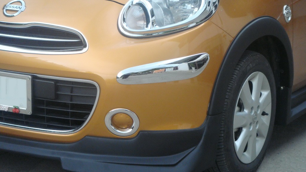 ครอบมุมกันชนหน้า