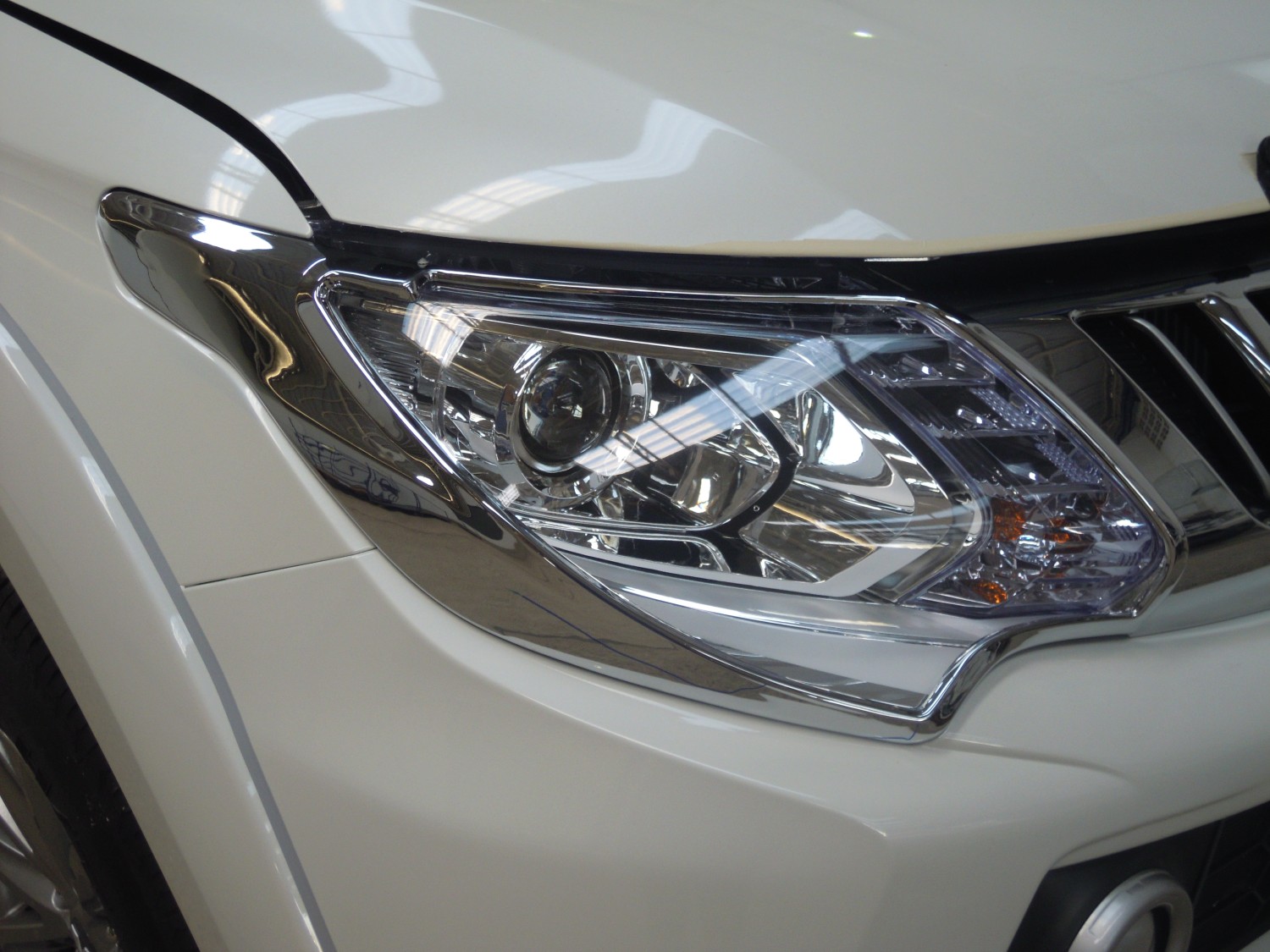 ครอบไฟ (หน้า)