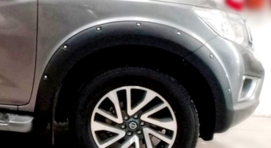 คิ้วล้อ (V.7) 6 ชิ้น 6 นิ้ว มีน๊อต