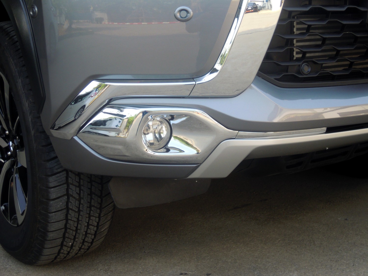 ครอบสปอตไลท์