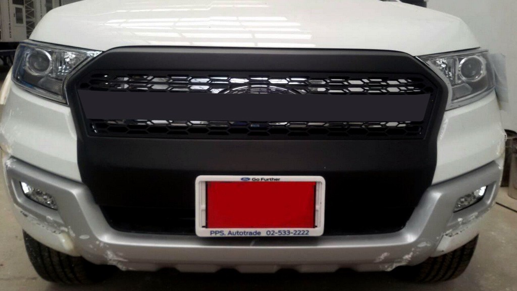 ครอบกระจังหน้า