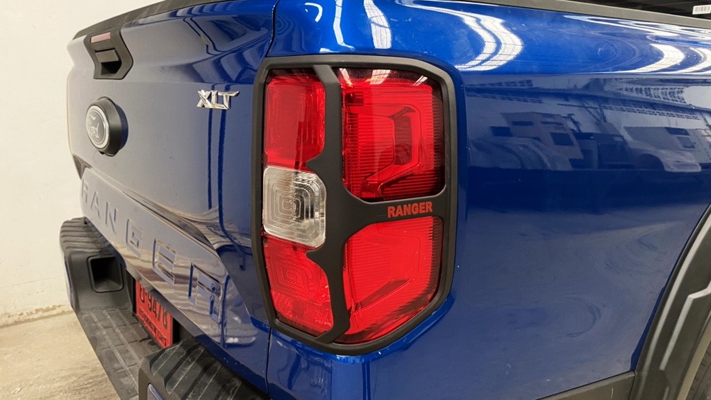 ครอบไฟ (ท้าย) รุ่น XLT