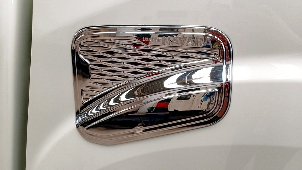 ครอบฝาถังน้ำมัน (รุ่น 4 ประตู)