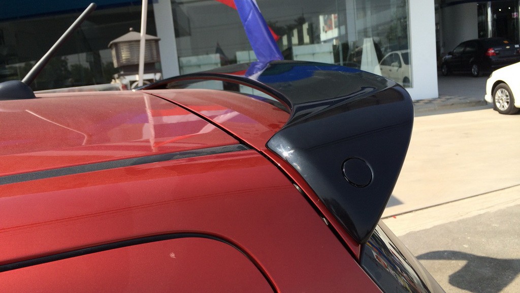 สปอยเลอร์ (หลัง) ทรงห้าง