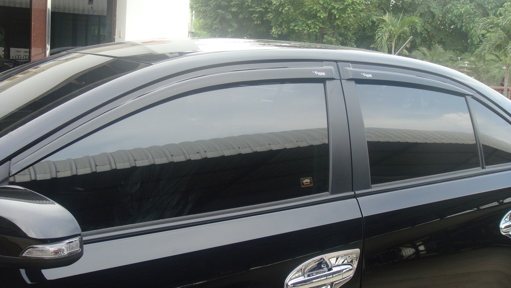 กันสาดประตู