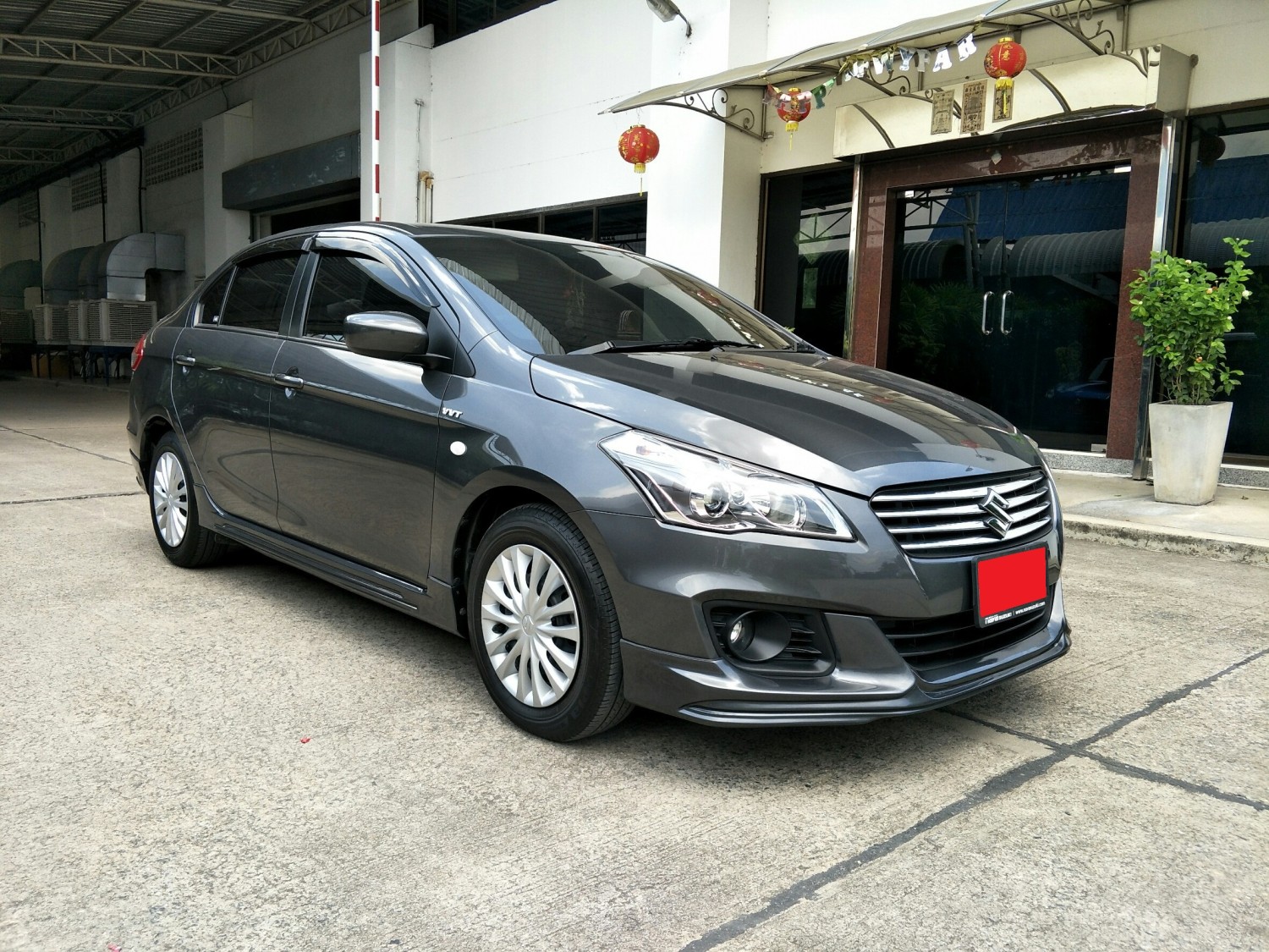 ชุดแต่งรอบคัน (4 ชิ้น) ทรงห้าง