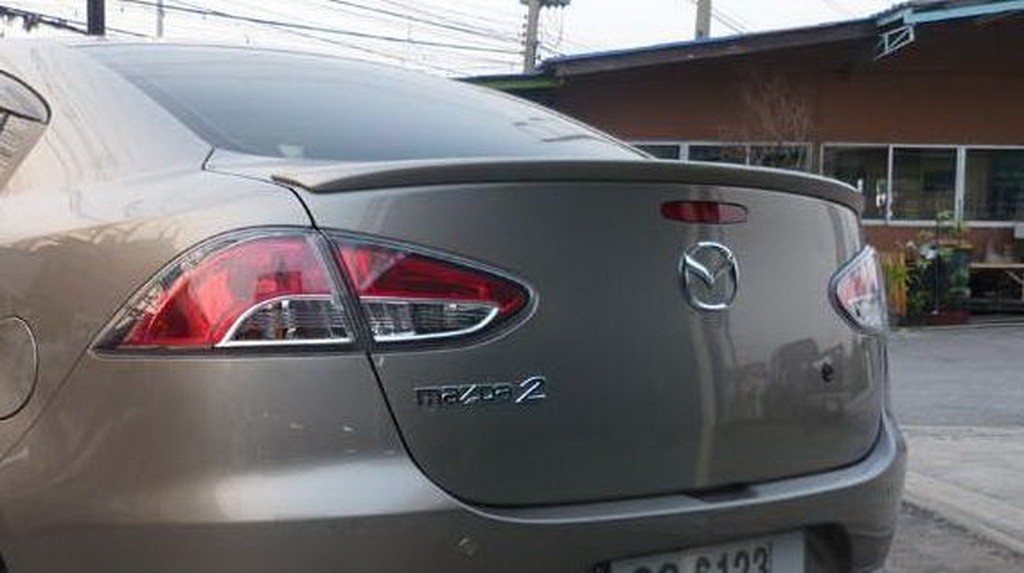 สปอยเลอร์ (หลัง) ทรงแนบ