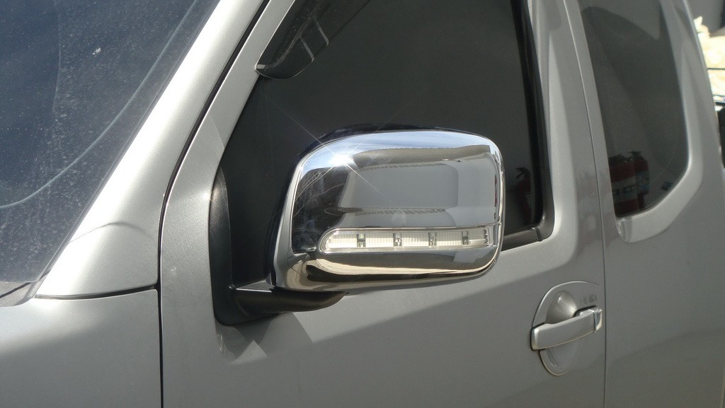 ครอบกระจกมองข้าง (มีไฟ)