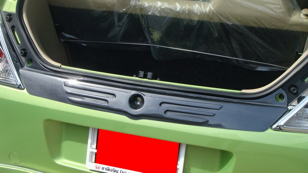 กันรอยท้าย