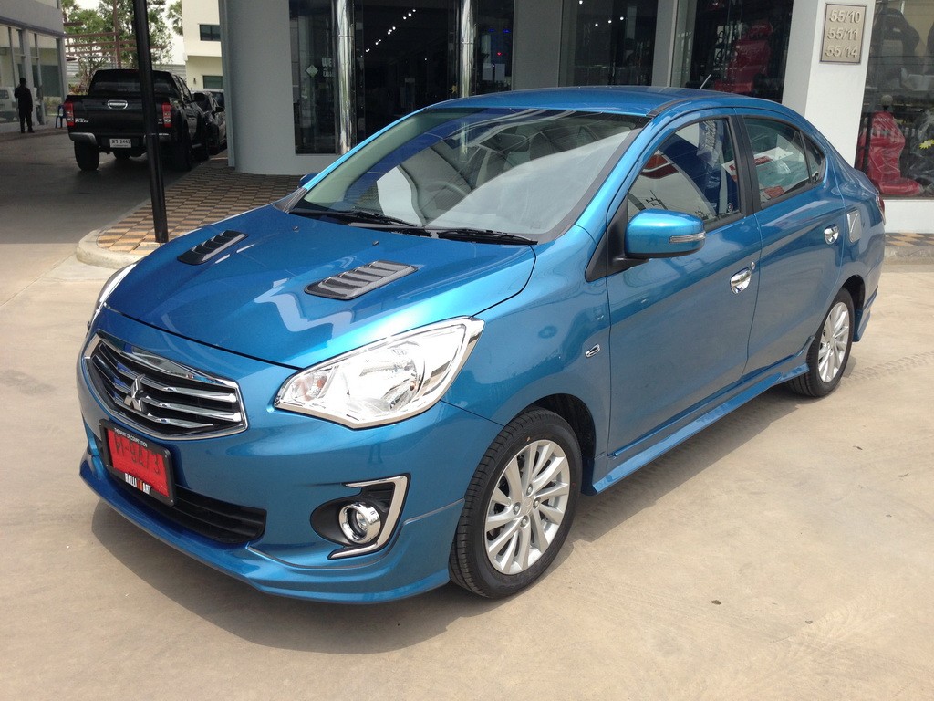 ชุดแต่งรอบคัน (4 ชิ้น) ทรงห้าง