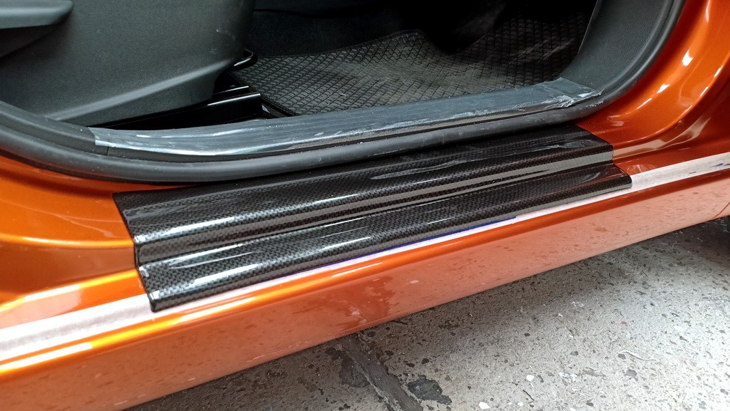 กันรอยชายประตู