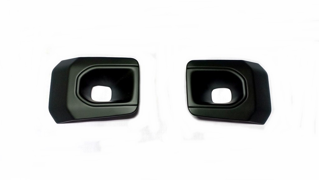 ครอบสปอตไลท์ (สำหรับรถรุ่น Rocco)