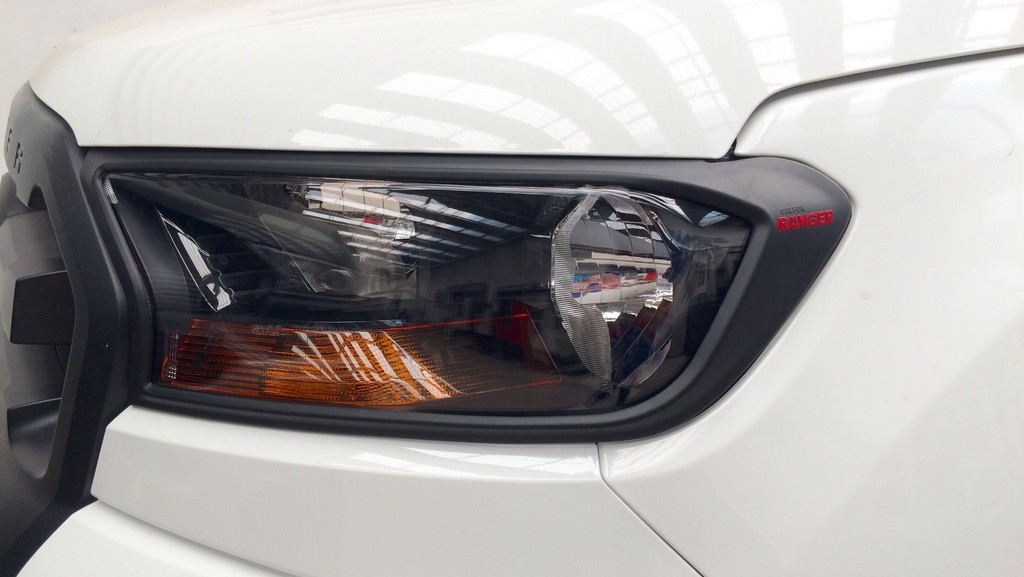 ครอบไฟ (หน้า) ผิวดำ