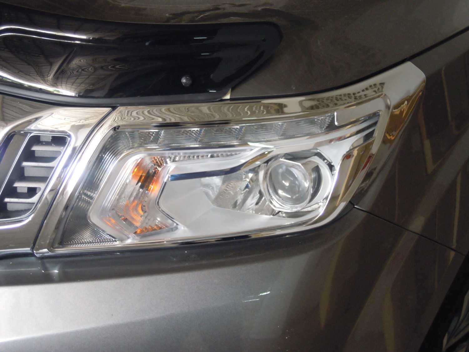 ครอบไฟ (หน้า)