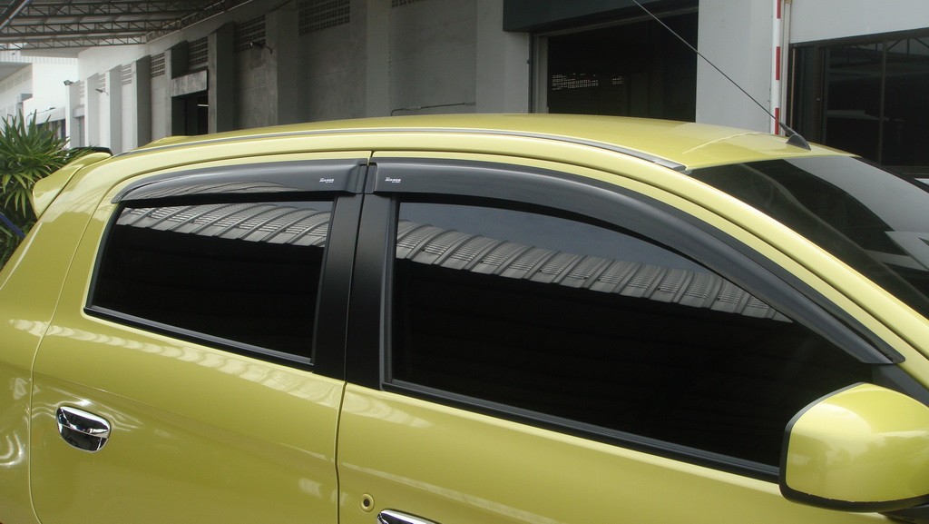 กันสาดประตู