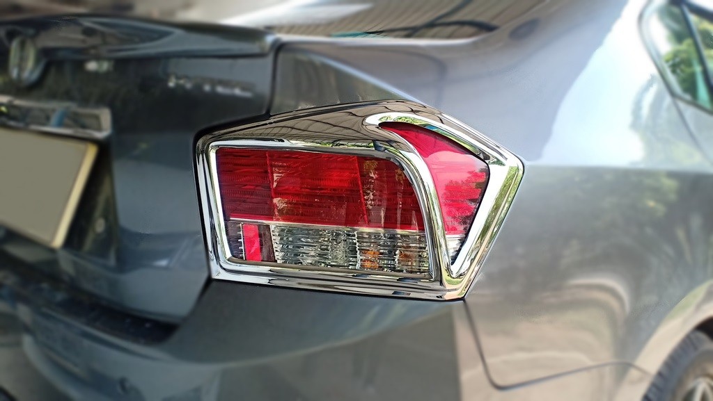 ครอบไฟ (ท้าย)