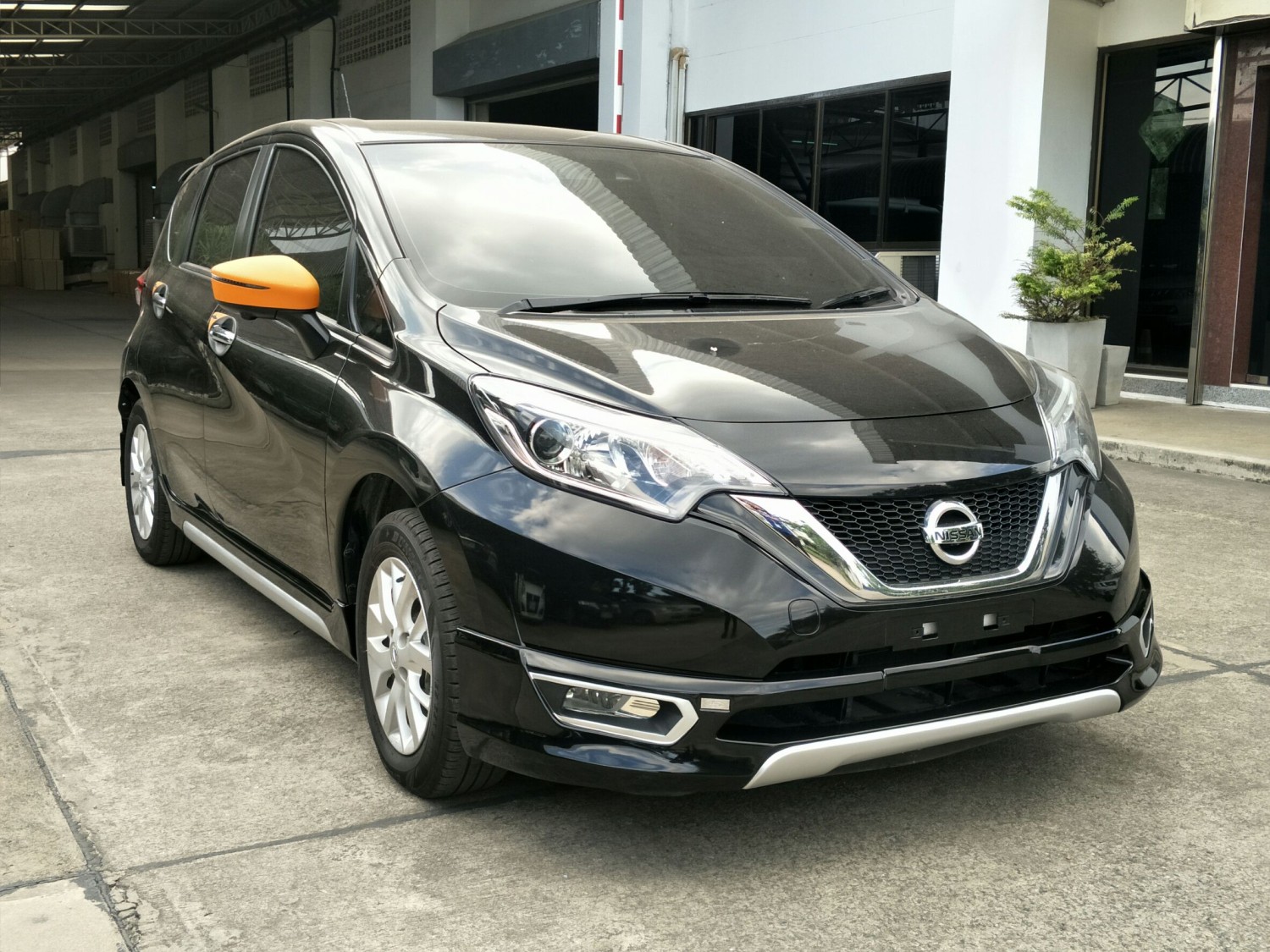 ชุดแต่งรอบคัน (4 ชิ้น) V.3