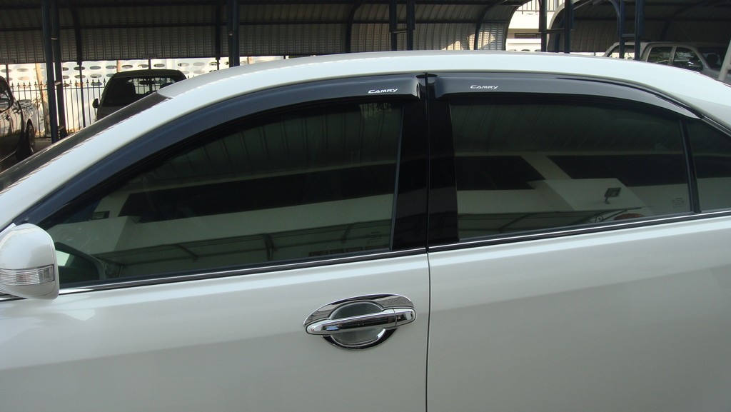 กันสาดประตู