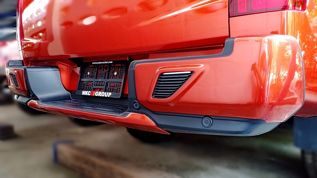 ครอบกันชนท้าย (3 ชิ้น)