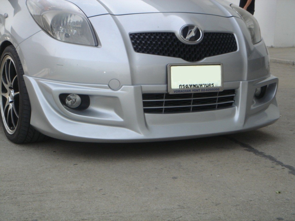 ชุดแต่งรอบคัน (ทรง C-ONE) 4 ชิ้น