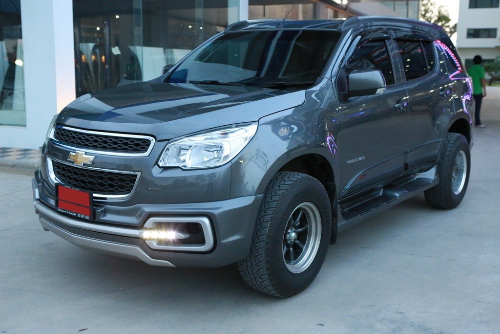 ชุดแต่ง (หน้า+ท้าย) ทรงดูไบ2  V.3