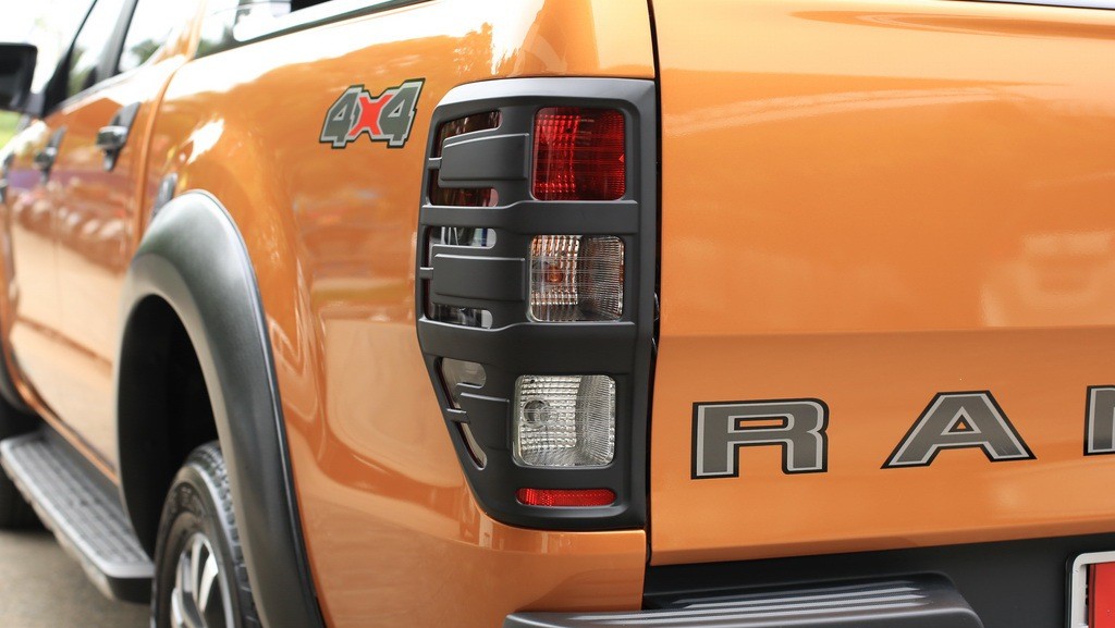 ครอบไฟ (ท้าย)