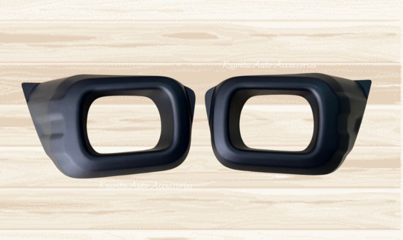 ครอบสปอตไลท์ (สำหรับรุ่น XLT)