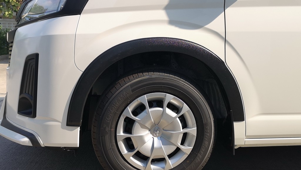 คิ้วล้อ (V.2)