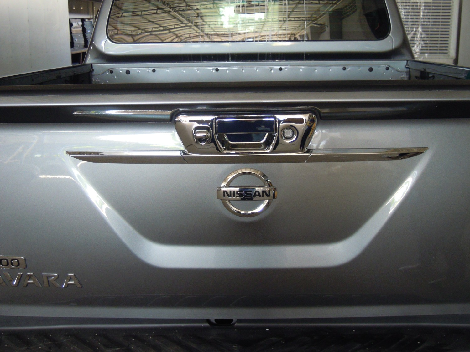 ครอบมือเปิดท้ายกระบะ NAVARA 20214 (4 ชิ้น)