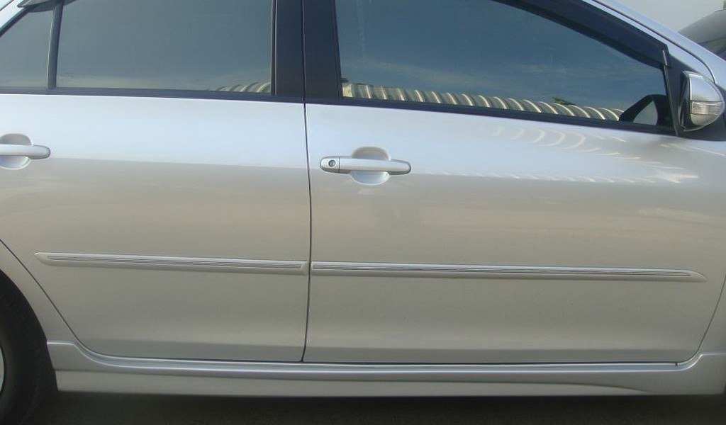 กันกระแทกข้างประตู