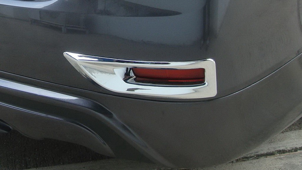 ครอบไฟทับทิมท้าย