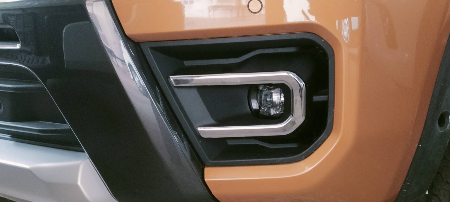 คิ้วสปอตไลท์ (รุ่น WT,SPORT)