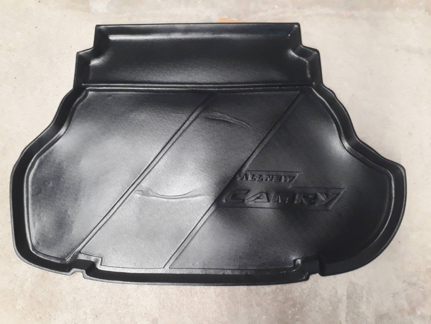 ถาดวางของท้ายรถ