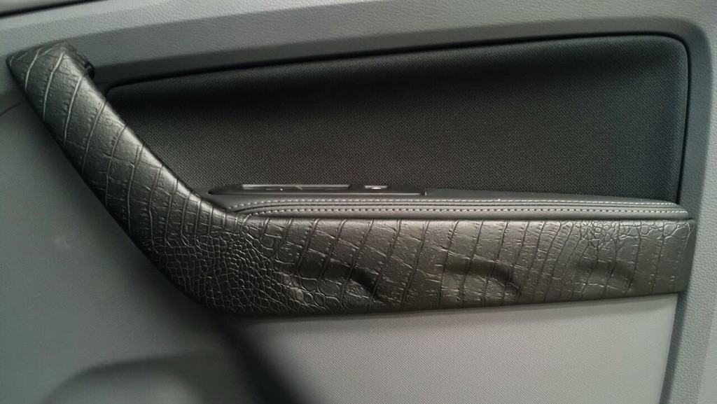 ครอบมือจับภายใน (4 ชิ้น)