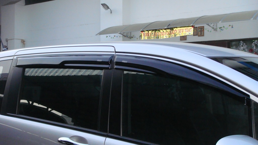 กันสาดประตู