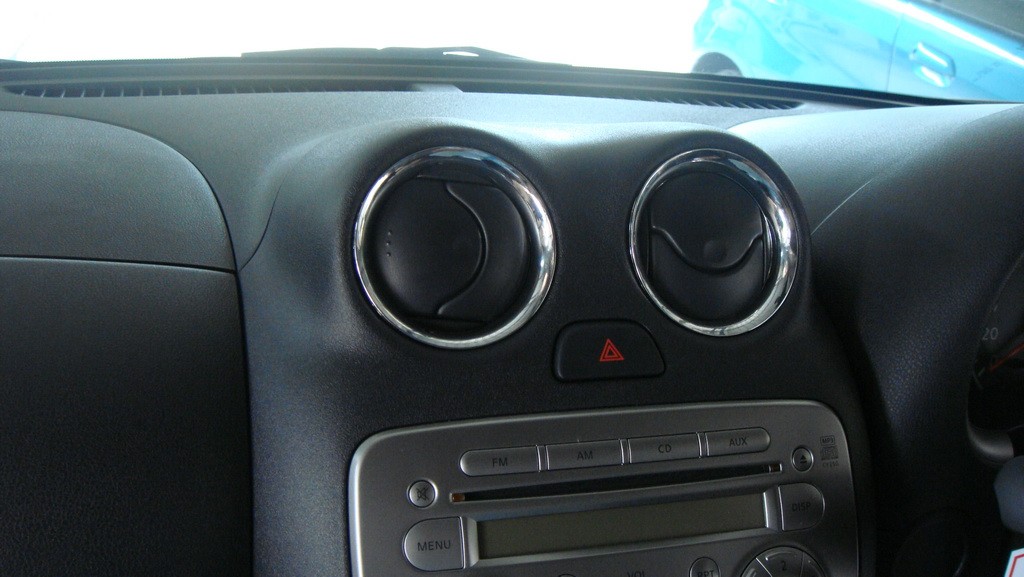 ครอบช่องแอร์ (4 ชิ้น)