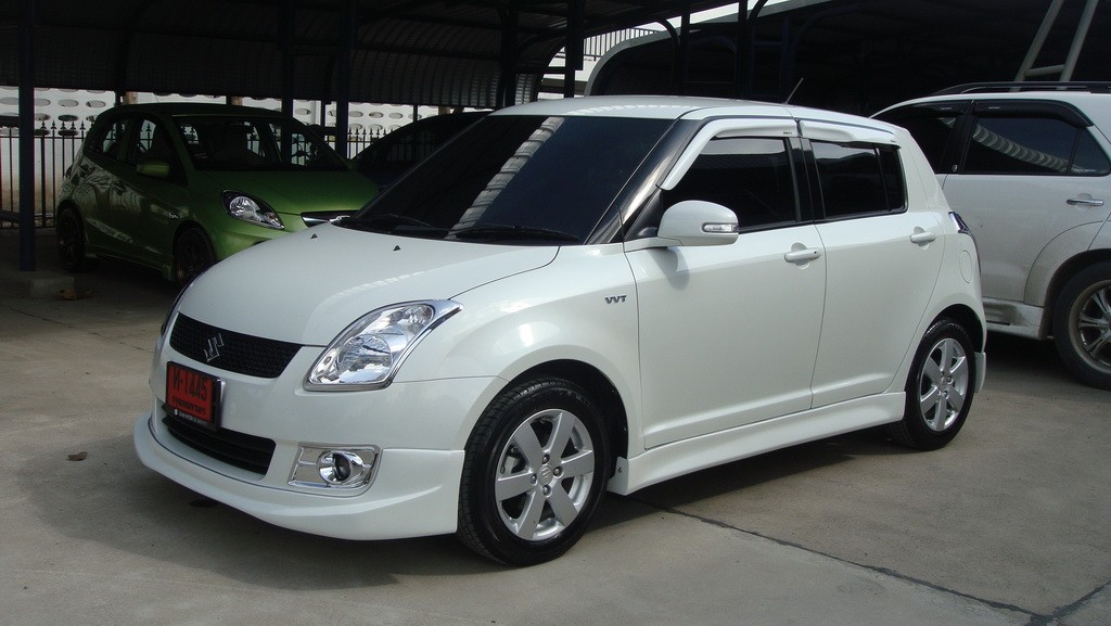 ชุดแต่งรอบคัน (4 ชิ้น)