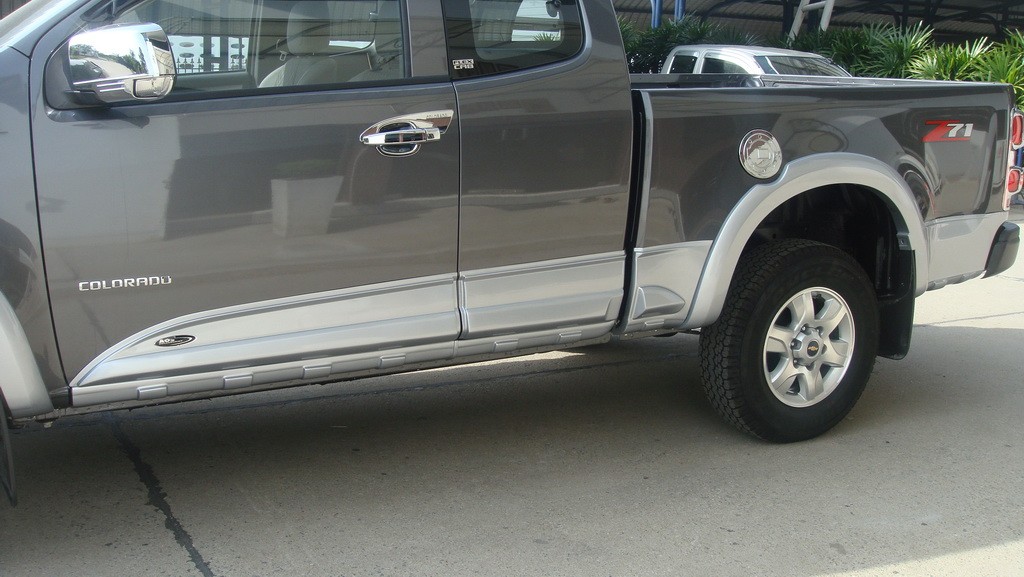 กาบข้างประตู