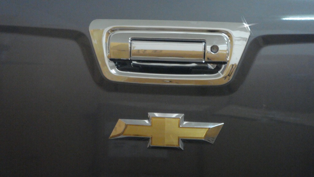 ครอบมือเปิดท้ายกระบะ (2 ชิ้น)