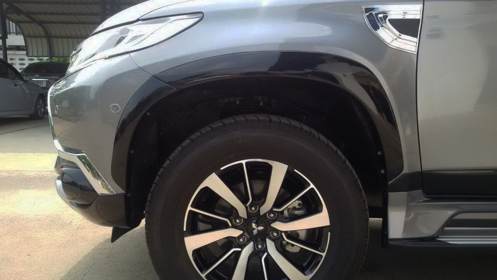 คิ้วล้อ (ทรงห้าง) 3 นิ้ว 10 pcs.